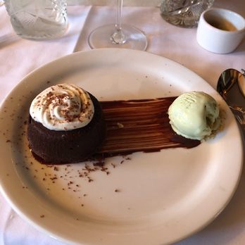 The Gables Inn and Restaurant - Bed & Breakfast Near Me - Beach Haven, New Jersey