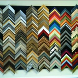 Lisa's Custom Framing