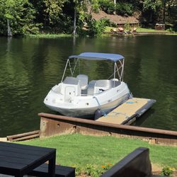 Lake Mitchell Marina & Grille