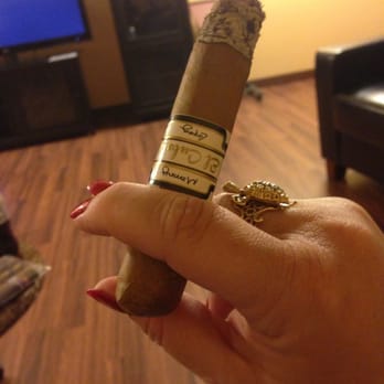 El Patrón Cigar Lounge - Tobacco Shops Near Me - Houston, Texas
