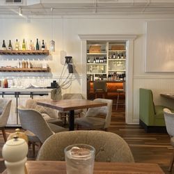 Bella Cafe and Grille - Dining area