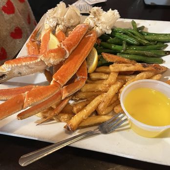 C Level - Crab legs, fried, & green beans - Bars Near Me - Panama City Beach, Florida C Level - Crab legs, fried, & green beans - Bars Near Me - Panama City Beach, Florida