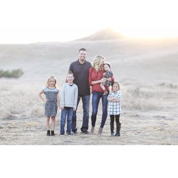 Jen Perez Photography - Golden Hour family session - Event Photography Near Me Jen Perez Photography - Golden Hour family session - Event Photography Near Me