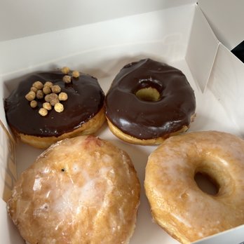 Duke's Donut Worx - Donuts Near Me - Mashpee, Massachusetts