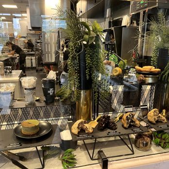 Paderia Bakehouse - Display - Bakeries Near Me - Irvine, California Paderia Bakehouse - Display - Bakeries Near Me - Irvine, California