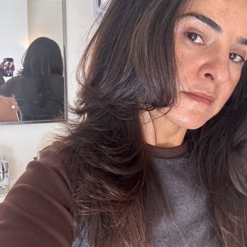 Vaner Batista - After - lots of layers and so healthy - Hair Stylists Near Me Vaner Batista - After - lots of layers and so healthy - Hair Stylists Near Me