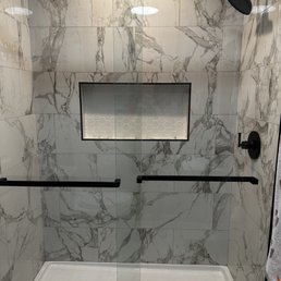 Beautiful newly remodeled bathrooms! Beautiful newly remodeled bathrooms!
