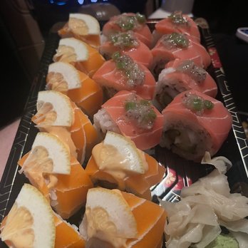 Gorilla Eats Sushi - Ritz Roll and Wasabi Roll - Sushi Bars Near Me - San Diego, California Gorilla Eats Sushi - Ritz Roll and Wasabi Roll - Sushi Bars Near Me - San Diego, California