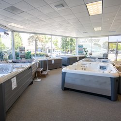 The Spa and Sauna Co. - Santa Cruz - Lots of Hot Spring Spas for sale