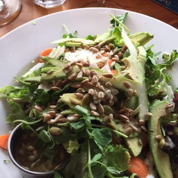 MA Mosa's - Green salad with avocado added - Breakfast & Brunch Near Me - Grants Pass, Oregon MA Mosa's - Green salad with avocado added - Breakfast & Brunch Near Me - Grants Pass, Oregon