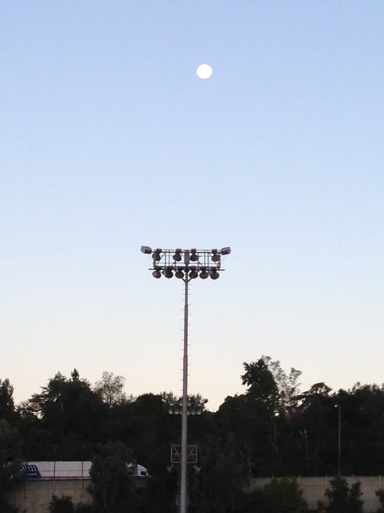 LA CAÑADA HIGH SCHOOL 31 Photos & 10 Reviews 4463 Oak Grove Dr, La Cañada Flintridge