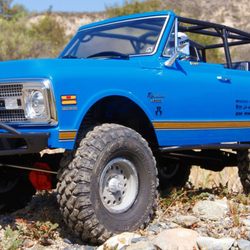 Xtreme Rc Hobbies & Collectibles - Axial SCX10 II 1969 Chevy Blazer