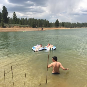 Boca Reservoir - "They see me floatin'..." - Campgrounds Near Me - Truckee, California