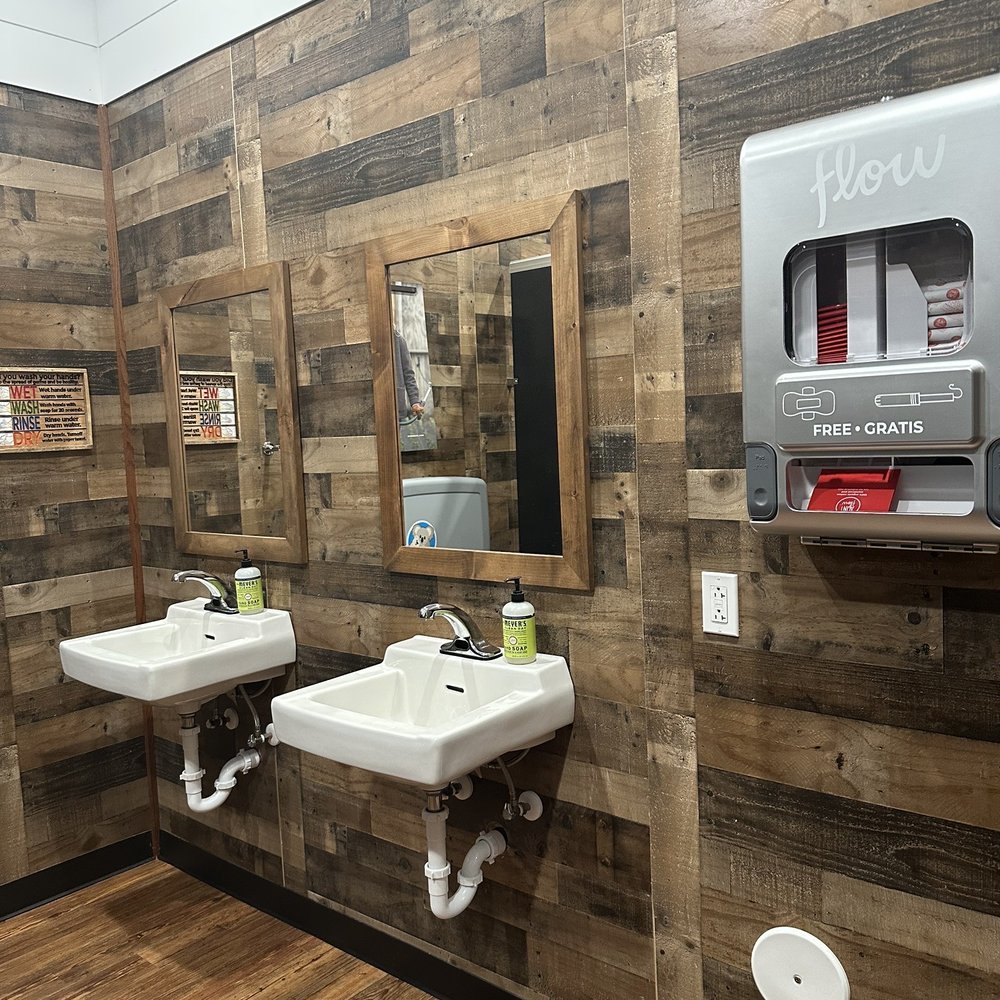 Crane's Country Store - two sinks in a bathroom - Gas Stations Near Me - Williamsburg, Missouri