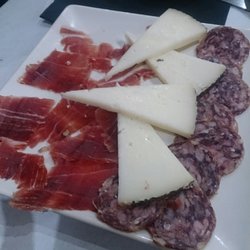 Manchego IV - Surtido de ibéricos y queso