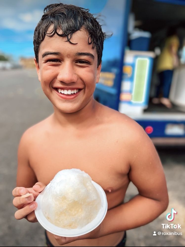 Shaka Shave Ice Logo