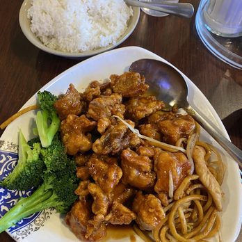 BBQ Corner 2 - Orange chicken - Cantonese Near Me - Atlanta, Georgia