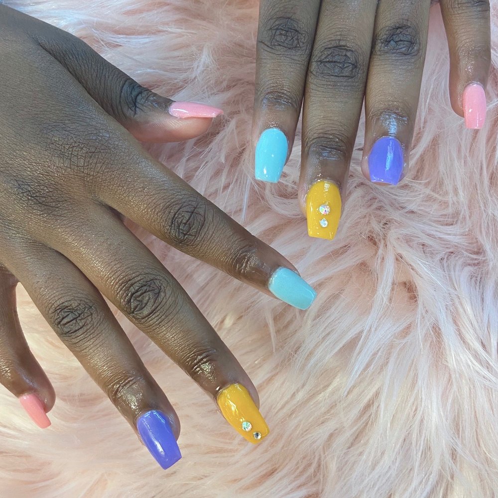 Venetian Nail Spa - Nail Salons Near Me - Plano, Texas
