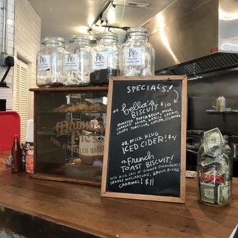 Bang Bang Pie & Biscuits - Bakeries Near Me - Chicago, Illinois
