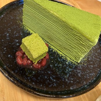 Matcha En - Matcha Crepe Layer Cake - Desserts Near Me - Chicago, Illinois