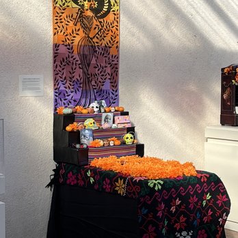 Tohono Chul - Chiles, Chocolate, and Day of the Dead 2023 (artwork: Genevieve Guadalupe) - Museums Near Me - Tucson, Arizona Tohono Chul - Chiles, Chocolate, and Day of the Dead 2023 (artwork: Genevieve Guadalupe) - Museums Near Me - Tucson, Arizona