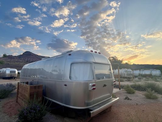 AutoCamp Zion by null