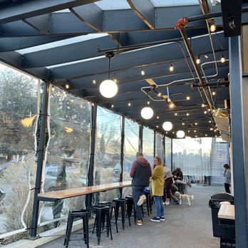 Many Bennies - The outdoor waiting & eating space has space heaters & cool music playing - Ice Cream & Frozen Yogurt Near Me - Seattle, Washington