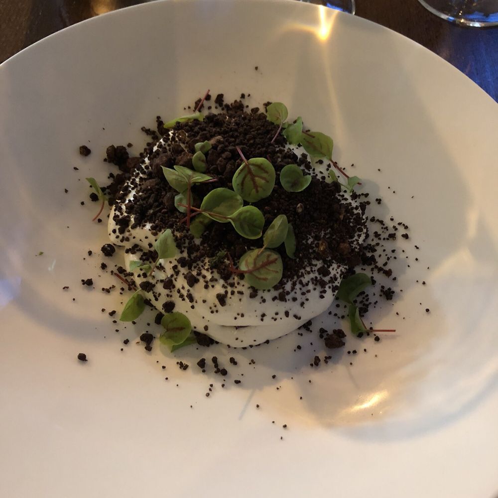 Chameleon - Foret noir (black forest) dessert - French Near Me - Paris, 75
