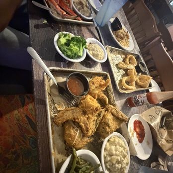 Crabby Bill's - Seafood Near Me - Indian Rocks Beach, Florida