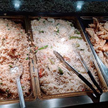 Feast Buffet - Fried rice, singapore noodles, fried dumplings - Chinese Near Me - Katy, Texas