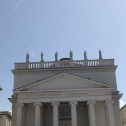 Chiese Cattoliche Parrocchiali S. Antonio Taumaturgo - ... Impressionen ...