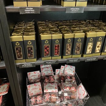 Diamond Head Chocolate Company - Chocolatiers & Shops Near Me - Honolulu, Hawaii