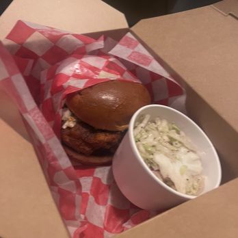 Little Lou's Hot Chicken - Sando - Chicken Shop Near Me - Berkley, Michigan