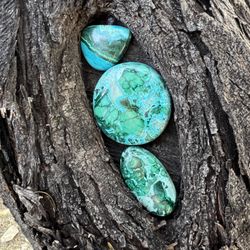 Eclectica - Chrysocolla Malachite!