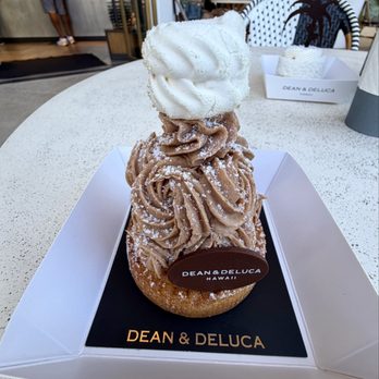 Dean & DeLuca - Kaka’ako - mont-blanc fig tart - Food Stands Near Me - Honolulu, Hawaii Dean & DeLuca - Kaka’ako - mont-blanc fig tart - Food Stands Near Me - Honolulu, Hawaii