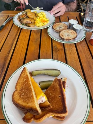 Sadelle's Coconut Grove by null