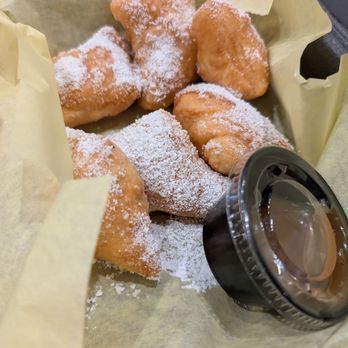 Creole Kings - beignets w/ caramel sauce - Cajun/Creole Near Me - Thousand Oaks, California Creole Kings - beignets w/ caramel sauce - Cajun/Creole Near Me - Thousand Oaks, California
