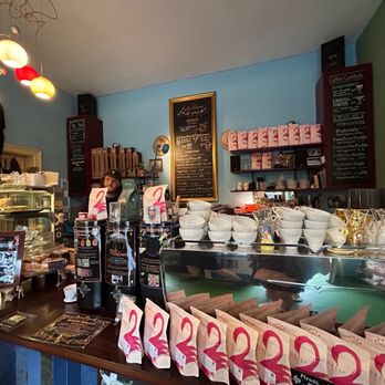 Kaffee Alchemie - Coffee & Tea Near Me - Salzburg, 5