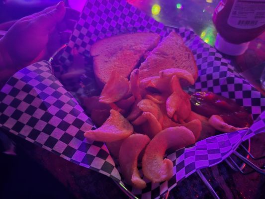 Tracy's Lounge by null