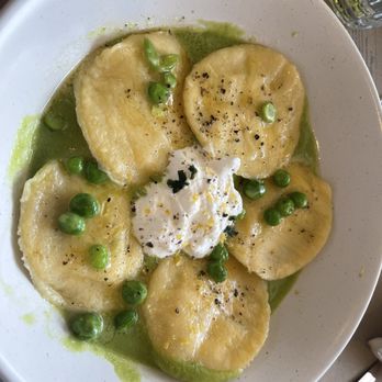 Emilia's Crafted Pasta - Ricotta and lemon ravioli - Italian Near Me - London, XGL