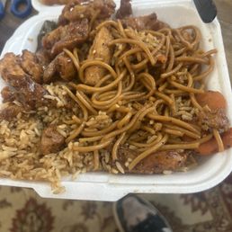 BP Chicken rice & noodle
