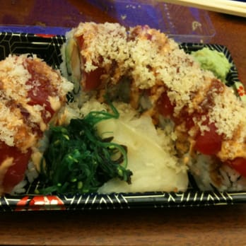 Avana Sushi - Spicy red dragon maki - Japanese Near Me - Boston, Massachusetts