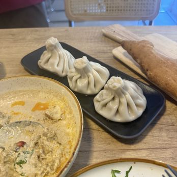 Aromati Cafe and Wine Bar - Dumplings: delish! - Cafes Near Me - Manhattan, New York