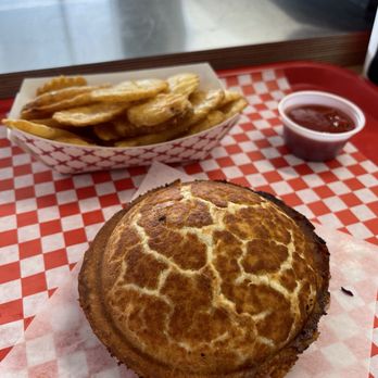 The Mouth - Pocket cheeseburger combo - Burgers Near Me - Burbank, California The Mouth - Pocket cheeseburger combo - Burgers Near Me - Burbank, California