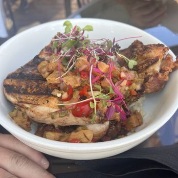 Pearls On The Lake - Chicken 9/10 - New American Near Me - Hope, Idaho Pearls On The Lake - Chicken 9/10 - New American Near Me - Hope, Idaho