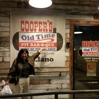 Cooper's Old Time Pit Bar-B-Que - Pretty little fillies dropping in to have some barbecue - Barbeque Near Me - Austin, Texas Cooper's Old Time Pit Bar-B-Que - Pretty little fillies dropping in to have some barbecue - Barbeque Near Me - Austin, Texas