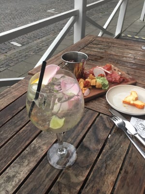 Mat & Destillat by null