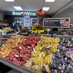 Giant Store