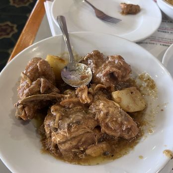 Cafe Colma - Chicken adobo - Filipino Near Me - Colma, California