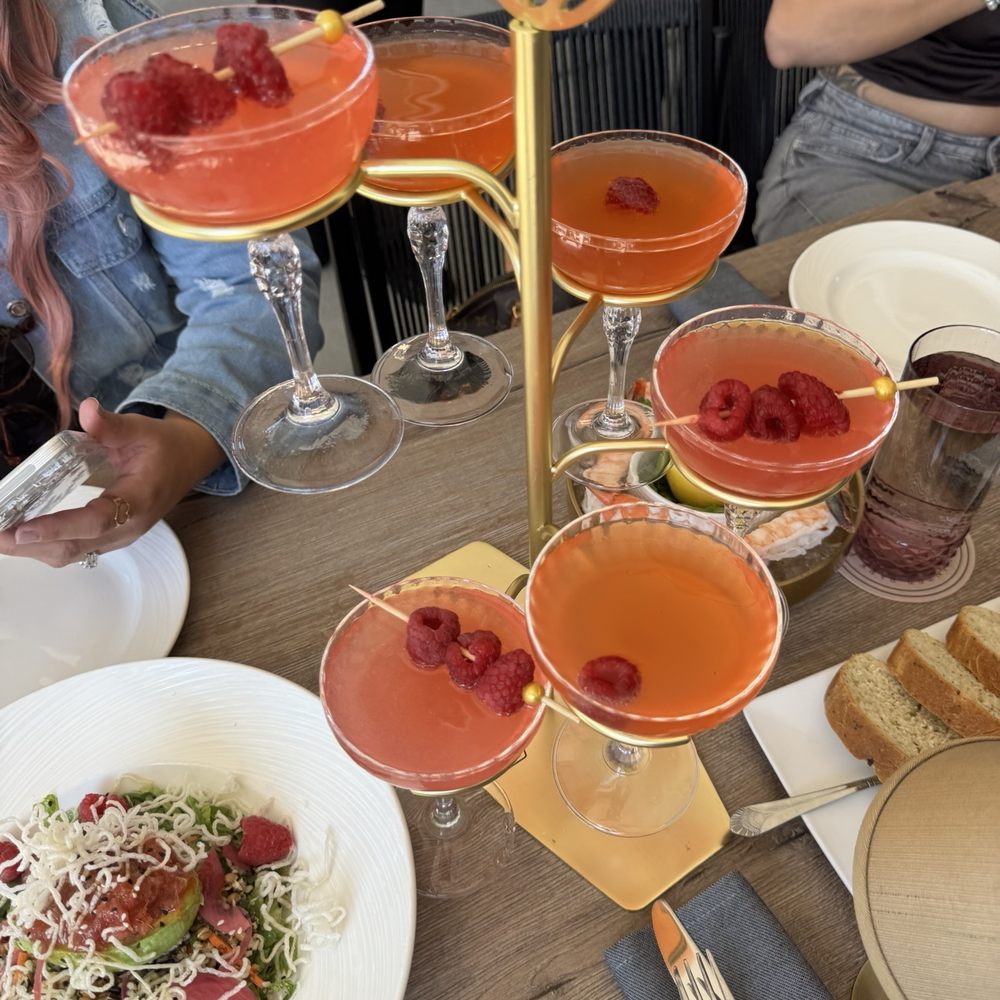 The Chapman - Tini Tower - Lounges Near Me - Winter Park, Florida